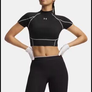 Under Armour Black Crop Performance Top